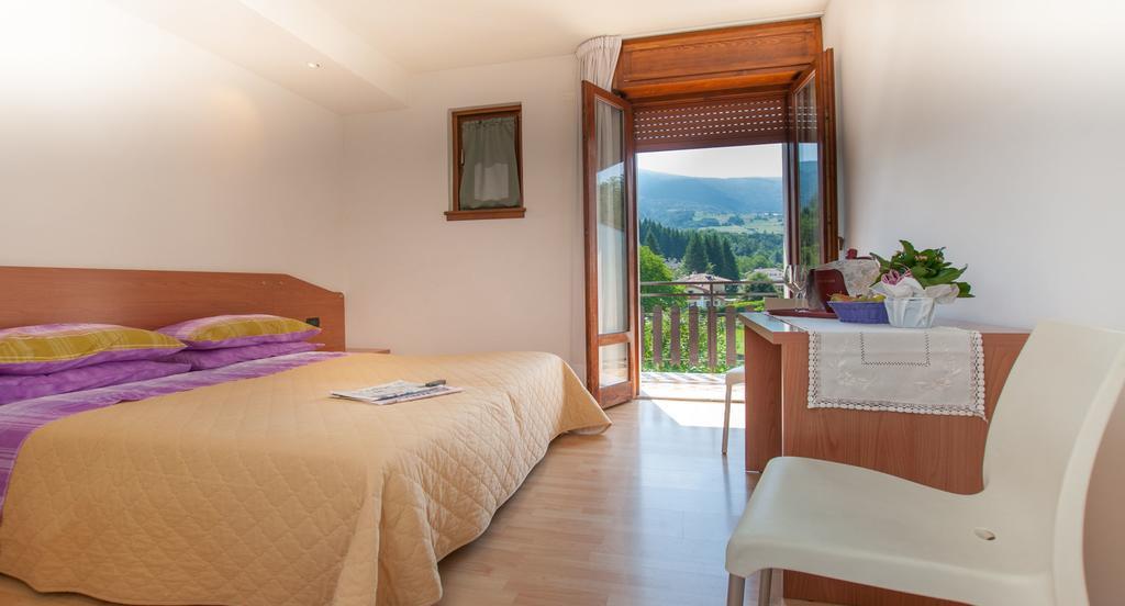 Albergo Sayonara Comano Terme Zewnętrze zdjęcie