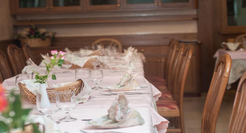 Albergo Sayonara Comano Terme Zewnętrze zdjęcie