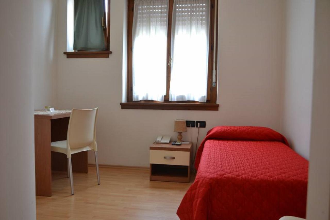 Albergo Sayonara Comano Terme Zewnętrze zdjęcie
